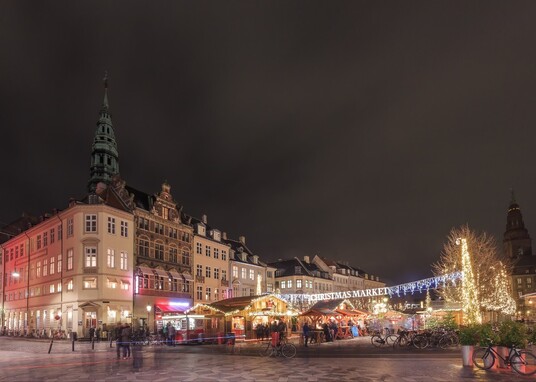 Booking a Copenhagen Christmas Shopping Break – Your Guide to the Must-Visit Festive Markets and Events