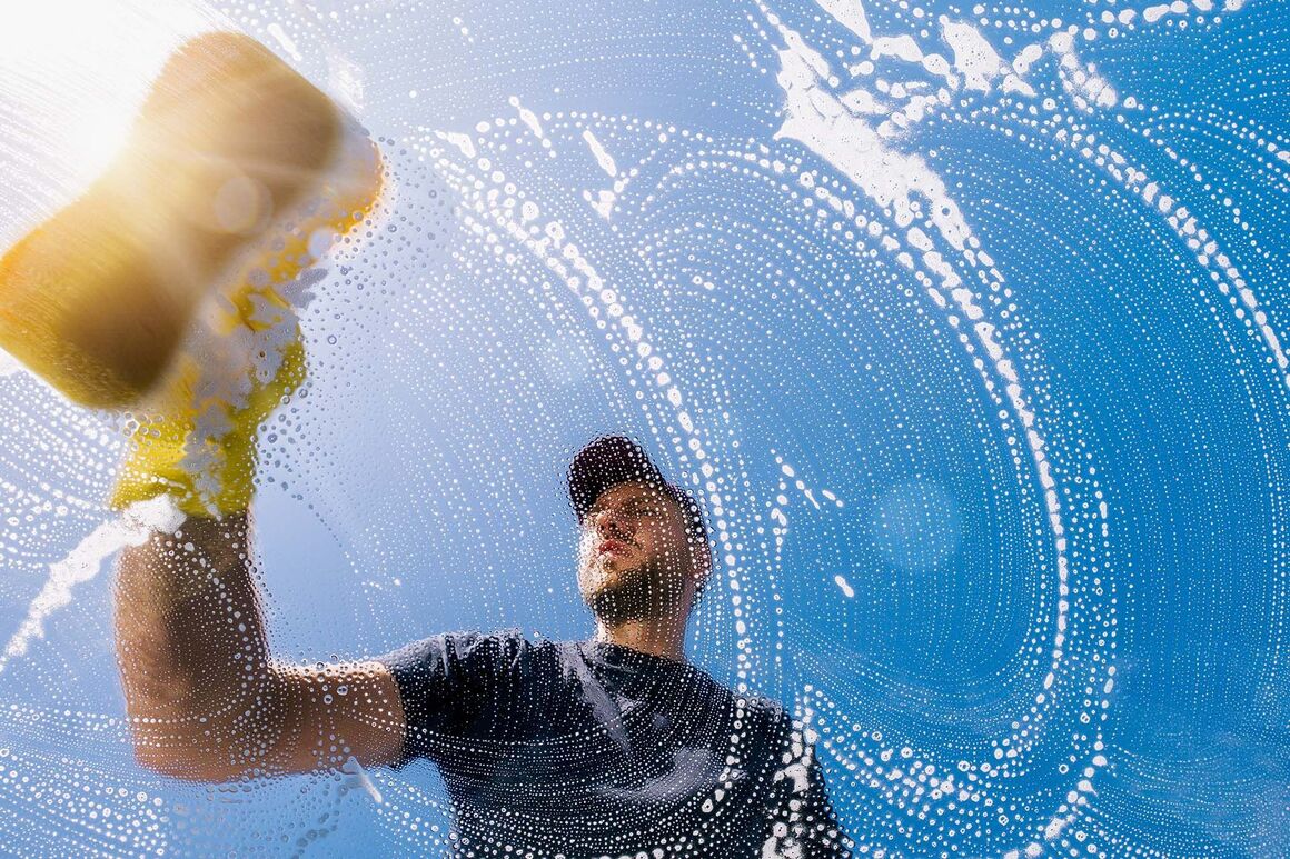 Gemilang Solutions Unveils Professional Window Cleaning Services for Central Florida’s Commercial and Residential Clients
