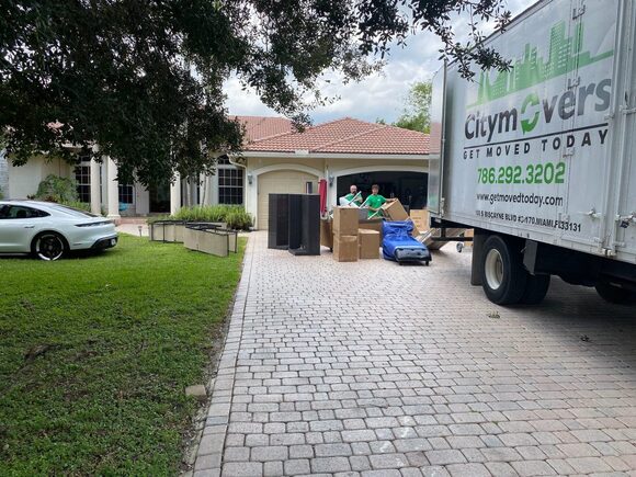 City Movers Miami Discusses Key Factors Impacting Miami Movers Today