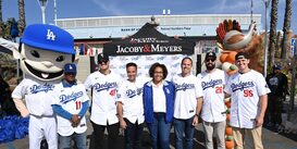 Jacoby & Meyers Teams Up With the Los Angeles Dodgers to Provide Thanksgiving Meals to 2,000 Families