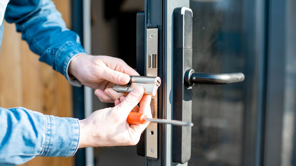 GG Locksmith Provide Car Lockout Services In Palm Bay, Florida