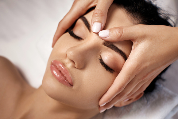 Bella Reina Spa Celebrates Mother’s Day With Luxurious Vegan, Non-Toxic Spa Packages