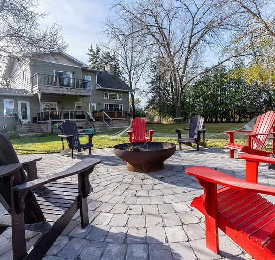 Neil & Nick’s Offers Comprehensive Landscaping Services in Winnipeg