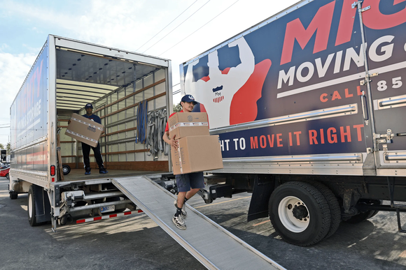 Mighty Moving Predicts  Key Trends That Will Impact Long  Distance Movers in 2025