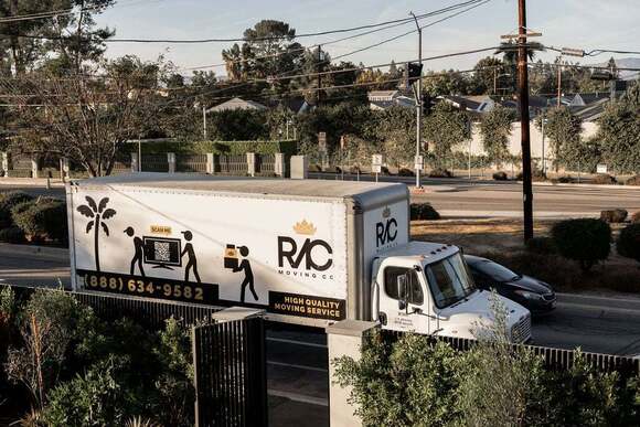 Royal Moving &amp; Storage San Francisco Makes Moving Simple With Upfront Pricing