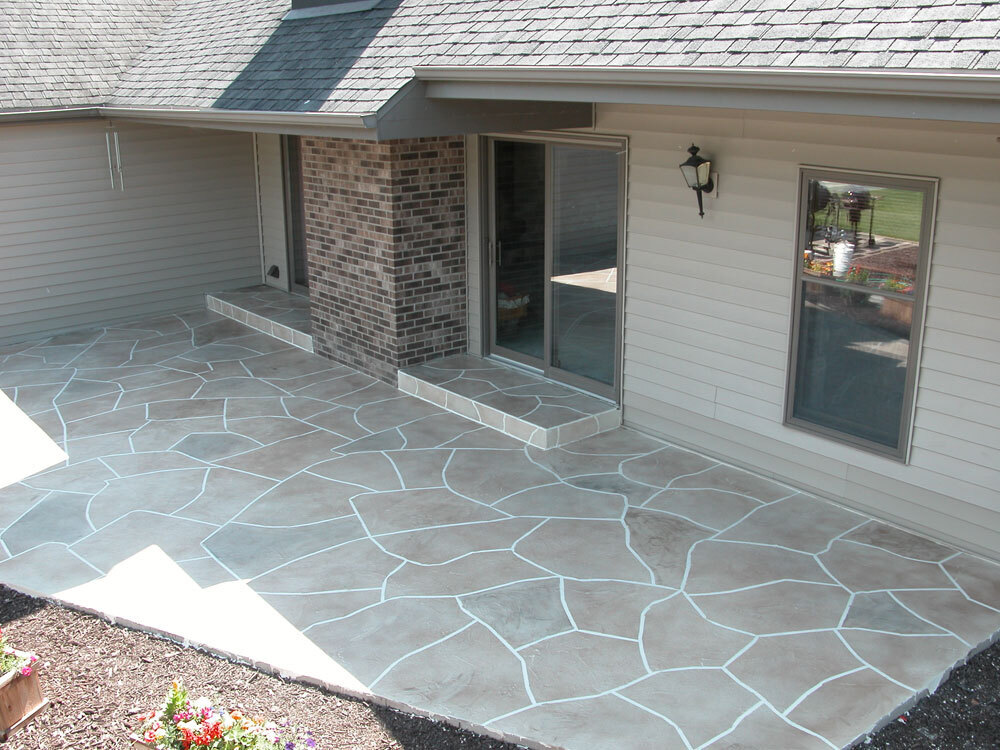 DC Coatings Helps Green Bay Homeowners Protect Garage Floors This Fall