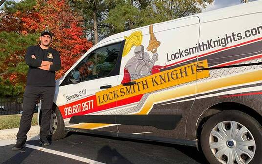 Locksmith Knights Raleigh Provides Car Key Replacement and Transponder Key Programming Services