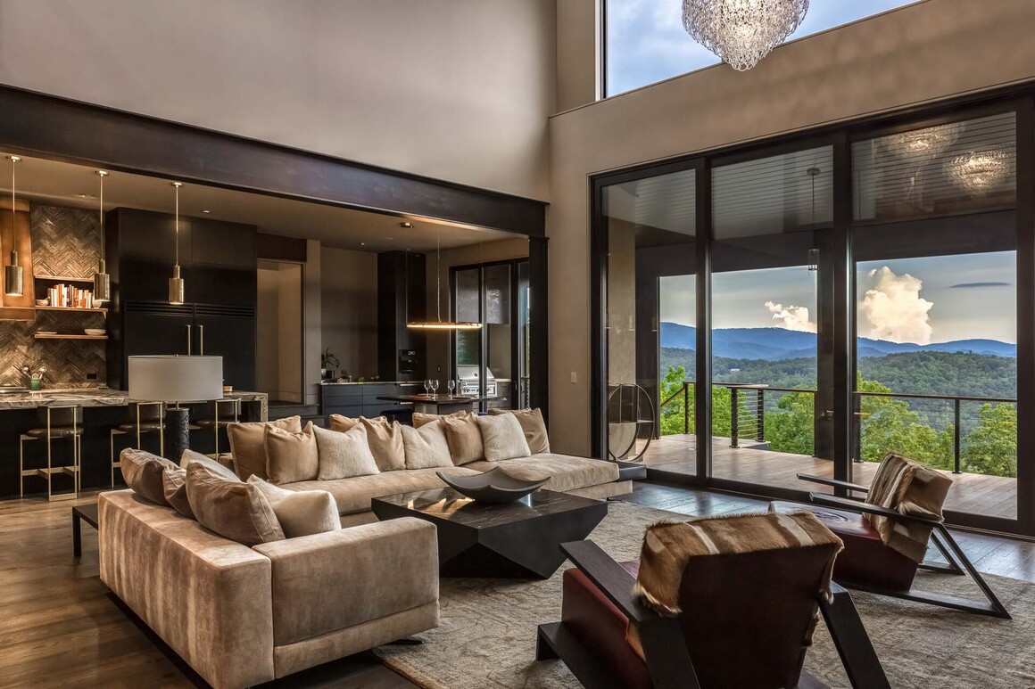 Bluestone Construction Launches New Website Showcasing Award-Winning Luxury Homes