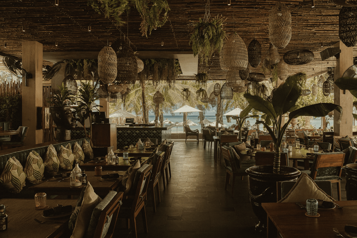 Jamie Jones &amp; Damian Lazarus to Launch Café del Mar Phuket's 2025/26 Season