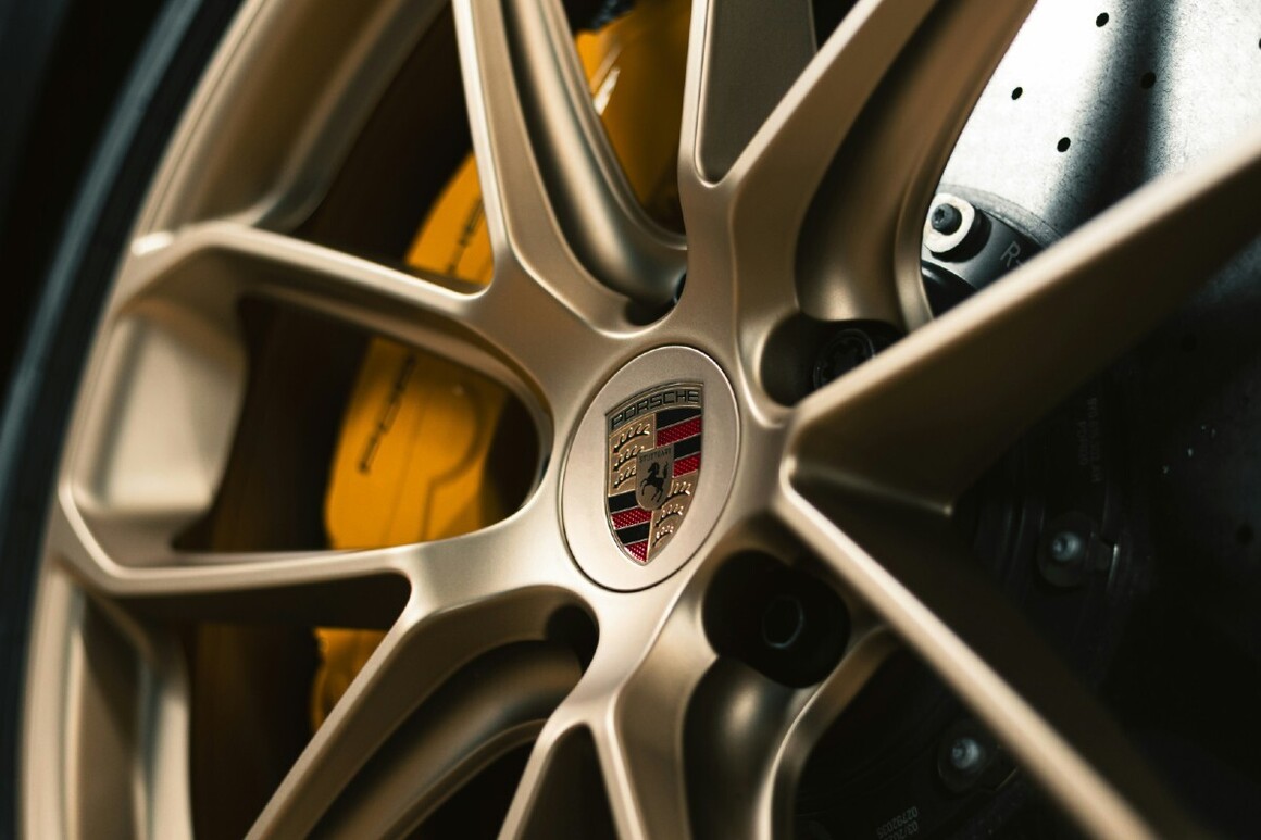 The Pros and Cons of Opting for Porsche Ceramic Composite Brakes