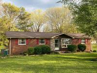 Trusted Roofing Guides Homeowners Through Roof Maintenance in Nashville, TN With a Clear Year-Round Plan