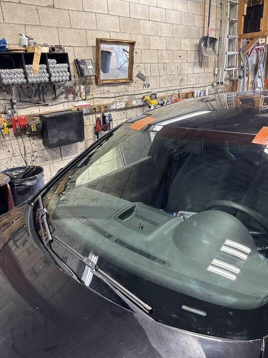 Dixie Auto Glass Prioritizes Crack Repairs During Winter Temperature Swings