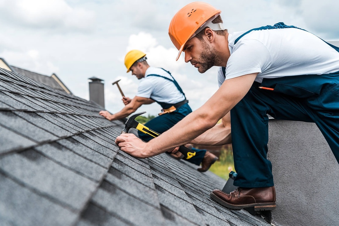 Cincinnati Roof Inspection Checklist: What Local Roofers Look for Before Winter