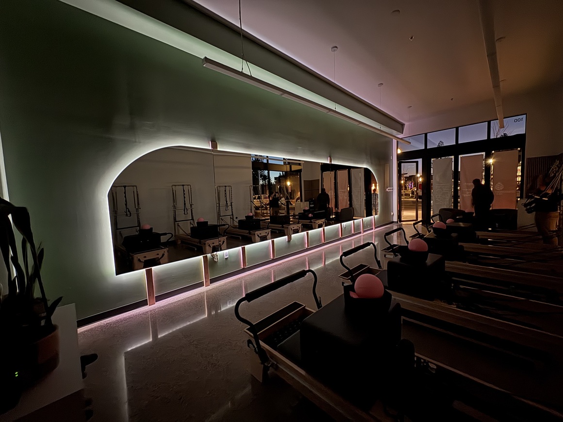 Glass Daddy Redmond Launches Custom LED-Integrated Mirrors for Central Oregon Spaces