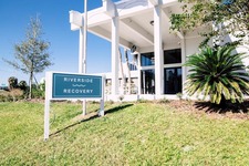 Riverside Recovery of Tampa Is Listed as a Resource for USF Students