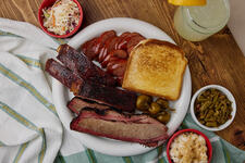 Bigham’s Smokehouse Spotlighted by Stag Business Coaching for Its Lubbock Roots, Culture and Commitment to Quality