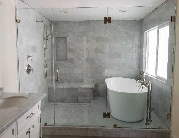 Mavic Glass Responds to Rising Demand for Custom Frameless Shower Doors in Laguna Beach