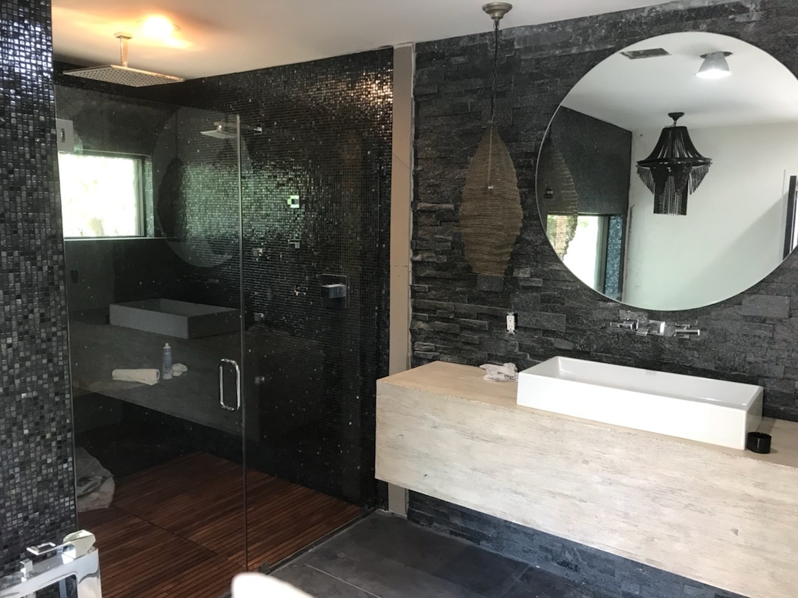 ABC Glass Company Takes $120 Off Custom Shower Enclosures as Phoenix Snowbirds Return