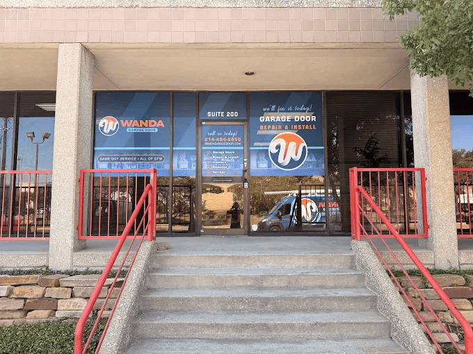 Wanda Garage Door Marks 35 Years, Offers 24/7 Repair From Dallas Shop